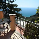 Rosita Szálloda Finale Ligure