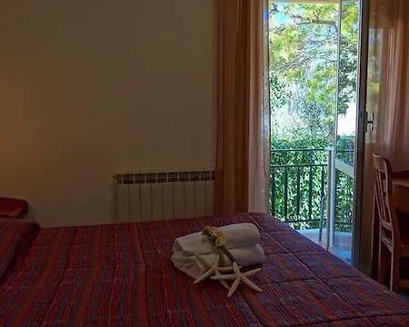 Rosita 2* Finale Ligure