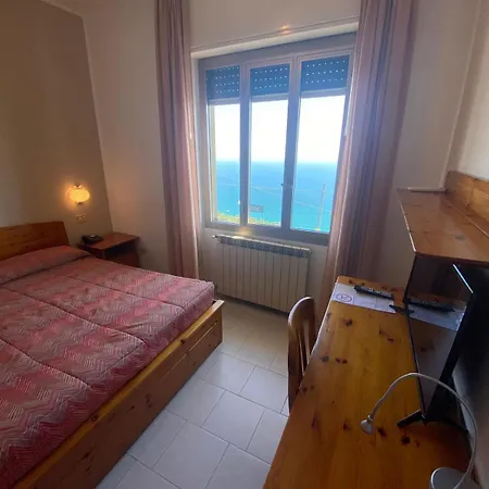 Rosita Finale Ligure